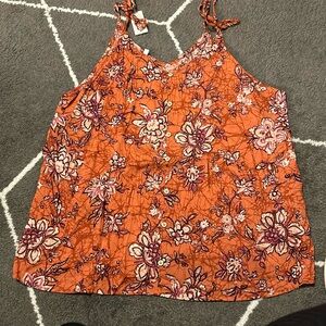 NWT tie strap floral tank